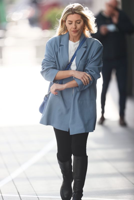 MOLLIE KING Show Her Engagement Ring Out in London 02/12/2021