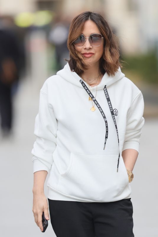 MYLEENE KLASS at Smooth Radio in London 02/20/2021
