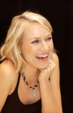 NAOMI WATTS at Le Divorce Press Conference 07/26/2003