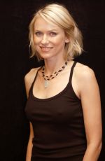 NAOMI WATTS at Le Divorce Press Conference 07/26/2003