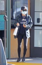 NICOLE RICHIE at a Farmers Market in Los Angeles 02/07/2021