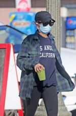 NICOLE RICHIE at a Farmers Market in Los Angeles 02/07/2021