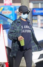 NICOLE RICHIE at a Farmers Market in Los Angeles 02/07/2021