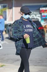 NICOLE RICHIE at a Farmers Market in Los Angeles 02/07/2021