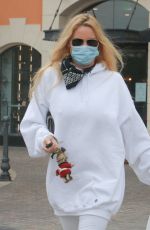 NICOLLETTE SHERIDAN Out for Breakfast at Le Pain Quotidien in Calabasas 02/01/2021