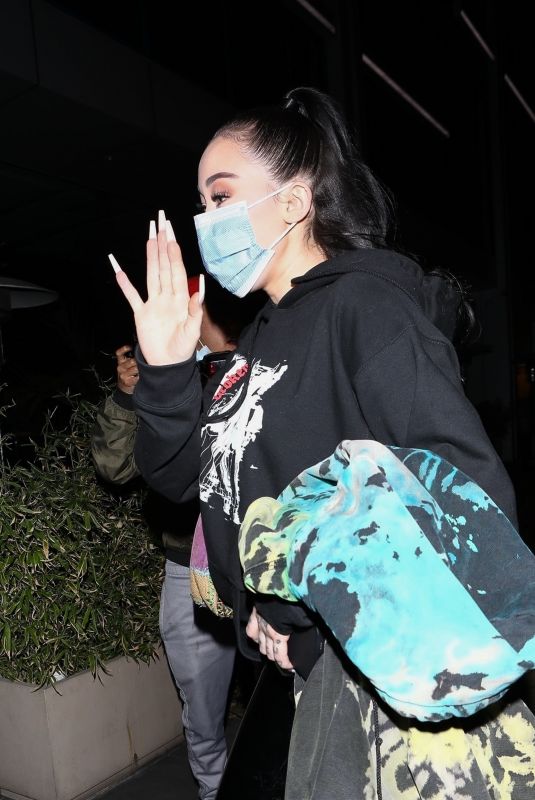 NOAY CYRUS Out for Dinner on Valentine’s Day in West Hollywood 02/14/2021