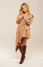 OLIVIA HOLT in Inlove Magazine, Fall/Winter 2021