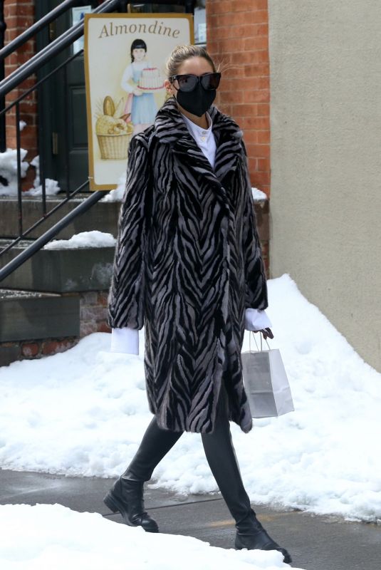 OLIVIA PALERMO Out and About in New York 02/03/2021