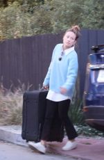 OLIVIA WILDE Moving her Belongings Out of House She Shared with Jason Sudeikis 02/14/2021