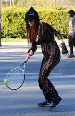 PHOEBE PRICE Playing Tennis Out in Los Anegeles 25/25/2021