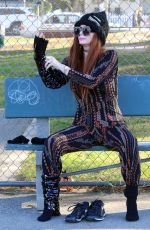 PHOEBE PRICE Playing Tennis Out in Los Anegeles 25/25/2021