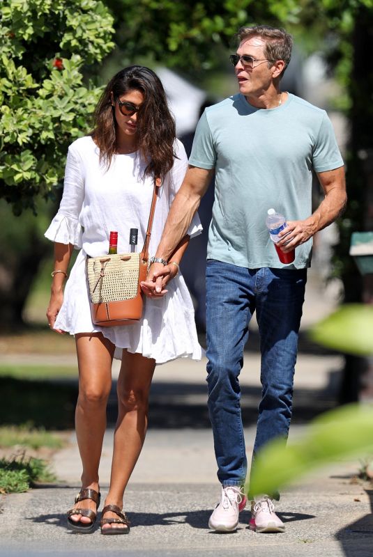 PIA MILLER and Patrick Whitesell Out for Lunch in Bondi 02/19/2021