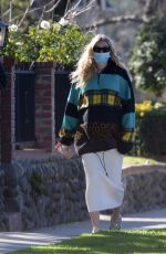 Pregnant ELSA HOSK and Tom Daly Out in Pasadena 02/06/2021