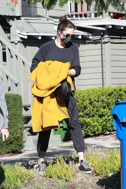 Pregnant MANDY MOORE Leaves an Acupuncture Clinic in Los Feliz 02/12/2021