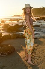 ROBBI JAN Out on the Beach in Malibu 02/14/2021