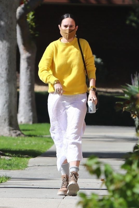 RUMER WILLIS Heading to a Hair Salon in Beverly Hills 02/03/2021