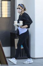 SARAH MICHELLE GELLAR Out for Coffee in Brentwood 02/18/2021