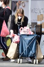 SARAH MICHELLE GELLAR Sgopping at Farmers Market in Brentwood 01/31/2021