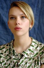 SCARLETT JOHANSSON at Match Point Press Conference 11/20/2005
