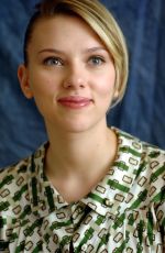SCARLETT JOHANSSON at Match Point Press Conference 11/20/2005