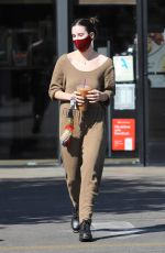 SCOUT WILLIS at a Gas Station in Los Feliz 02/25/2021