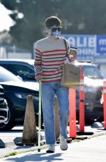 SLMA BLAIR Out and About in Malibu 02/26/2021