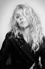 TAYLOR MOMSEN for The Untitled Magazine, February 2021