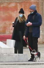 TAYLOR NEISEN and Liev Schreiber Out with Their Dog in Venice 02/12/2021