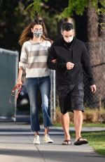 ALESSANDRA AMBROSIO Sshopping for Kitchen Supplies at Williams-Sonoma in Los Angeles 03/03/2021