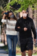 ALESSANDRA AMBROSIO Sshopping for Kitchen Supplies at Williams-Sonoma in Los Angeles 03/03/2021
