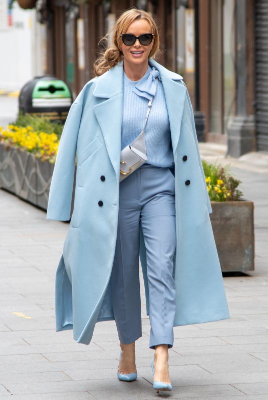 AMANDA HOLDEN Leaves Heart FM in London 03/05/2021