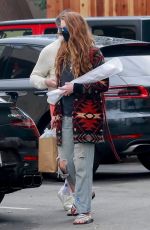 ANNA OSCEOPLA Shopping at Gelson