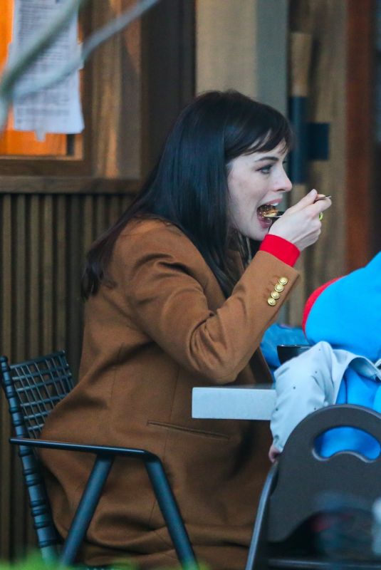 ANNE HATHAWAY Out for Dinner in Los Angeles 03/17/2021