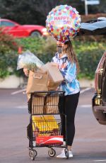 APRIL LOVE GEARY Shopping at Pavilions in Malibu 03/09/2021