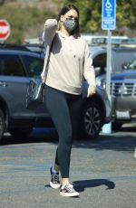 APRIL LOVE GEARY Shopping at Ross in Los Angeles 03/12/2021