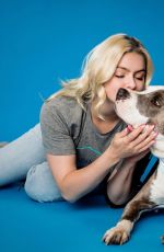 ARIEL WINTER for Wags and Walks, March 2021