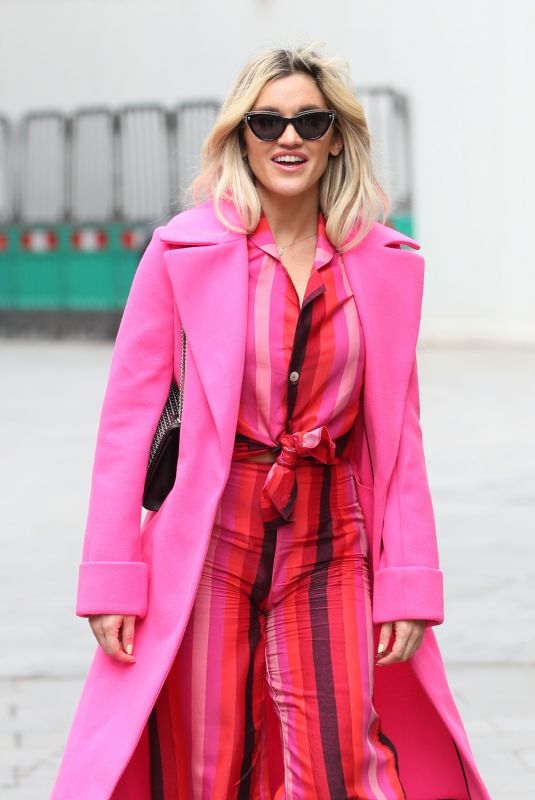 ASHLEY ROBERTS Leaves Heart FM in London 03/01/2021