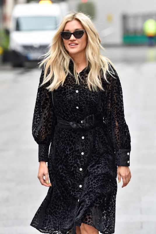 ASHLEY ROBERTS Leaves Radio Breakfast Show in London 03/18/2021