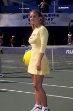 BRITNEY SPEARS at Arthur Ashe Kids Day at 1999 U.S. Open 08/28/1999