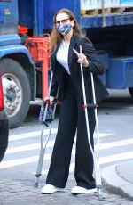 BROOKE SHIELDS Out for Lunch at Cafe Cluny in New York 03/09/2021