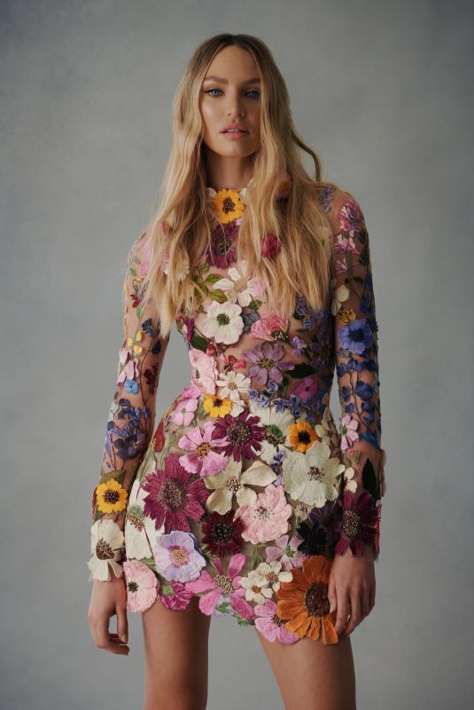 CANDICE SWANEPOEL for Oscar De La Renta Fall/Winter 2021