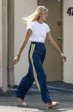 DEVON WINDSOR Out with her Dog in Coral Gables 03/29/2021