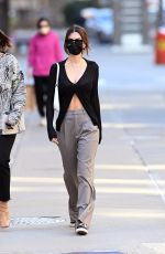 EMILY RATAJKOWSKI Out and About in New York 03/30/2021