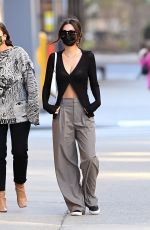 EMILY RATAJKOWSKI Out and About in New York 03/30/2021