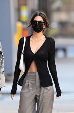 EMILY RATAJKOWSKI Out and About in New York 03/30/2021