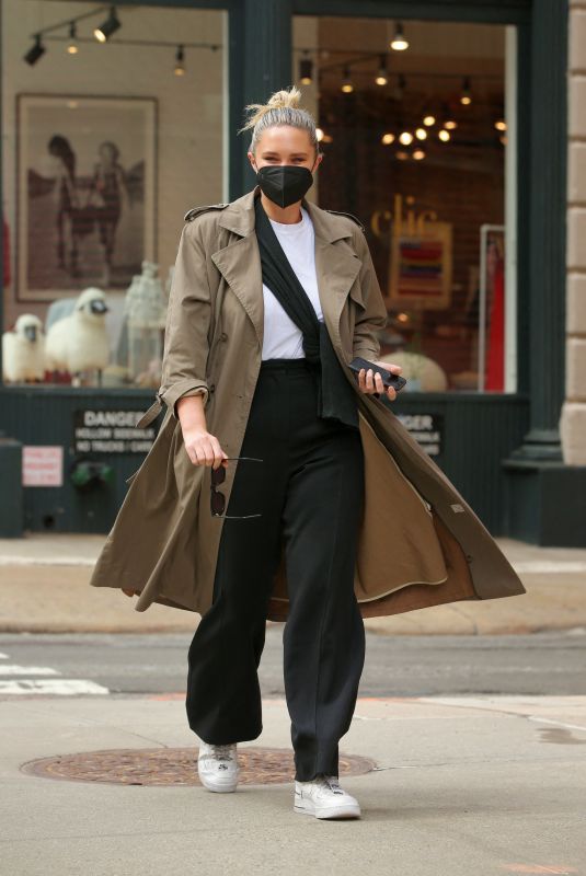 GEORGINA BURKE Out and About in New York 03//24/2021
