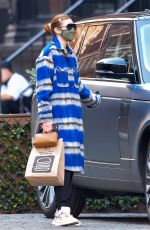 GIGI HADID Leaves Shake Shack in New York 03/11/2021