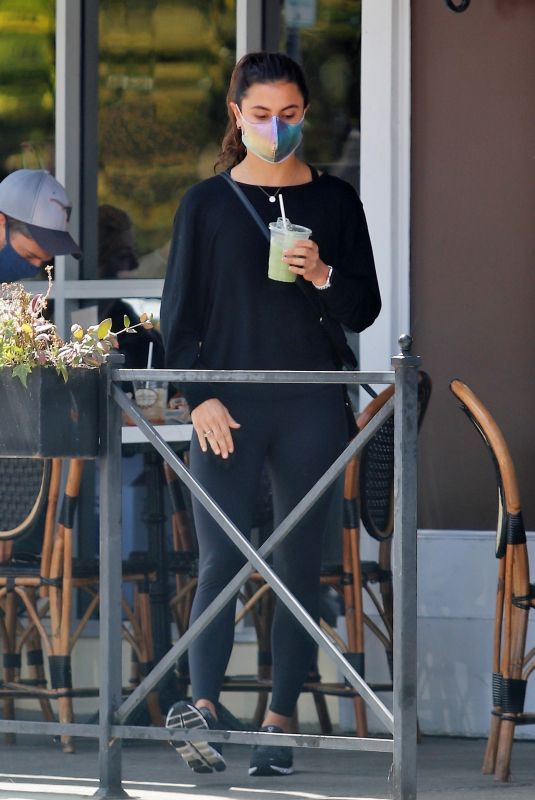 HAY:EY ERBERT at Sweet Butter Kitchen in Los Angeles 03/20/2021