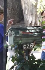 JENNIFER GARNER Chats with a Neighbor Outside Her Home in Los Angeles 03/16/2021