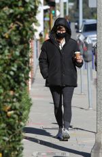 JENNIFER GARNER Out for Coffee in Brentwood 03/04/2021